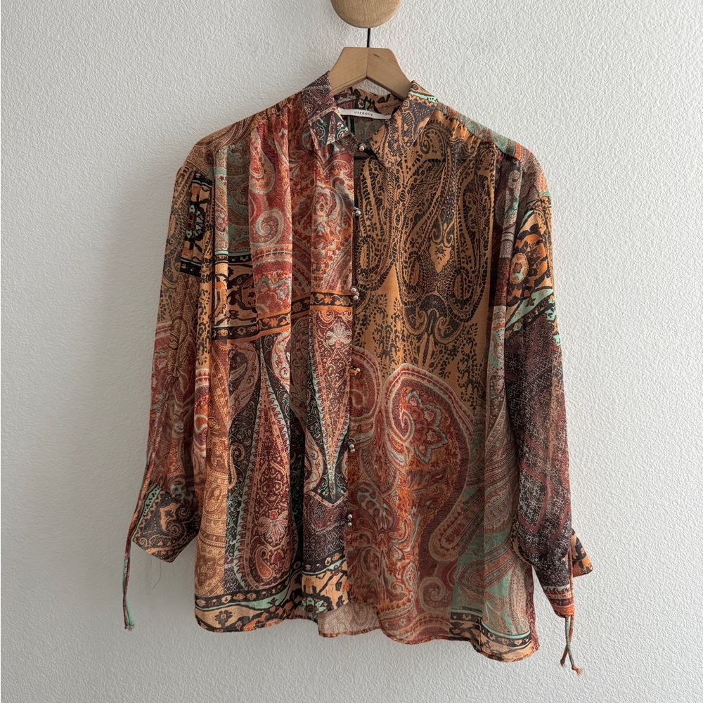 Uterque Button Down Blouse *Missing Buttons*